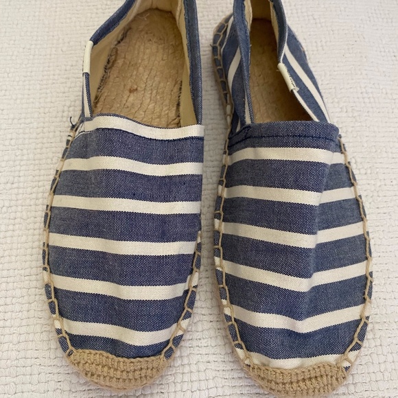 Soludos Blue Striped Espadrilles 7 - Picture 1 of 3